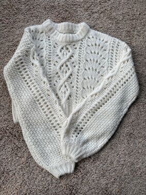 Urban Outfitter Alpaca Wool Blend Chunky Cable Knit Pointelle Seeater Cream Sz S